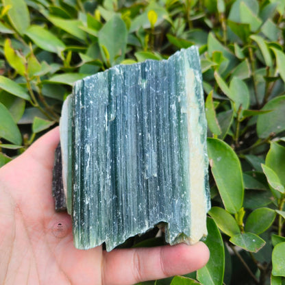 Green Tourmaline Raw Natural 354g